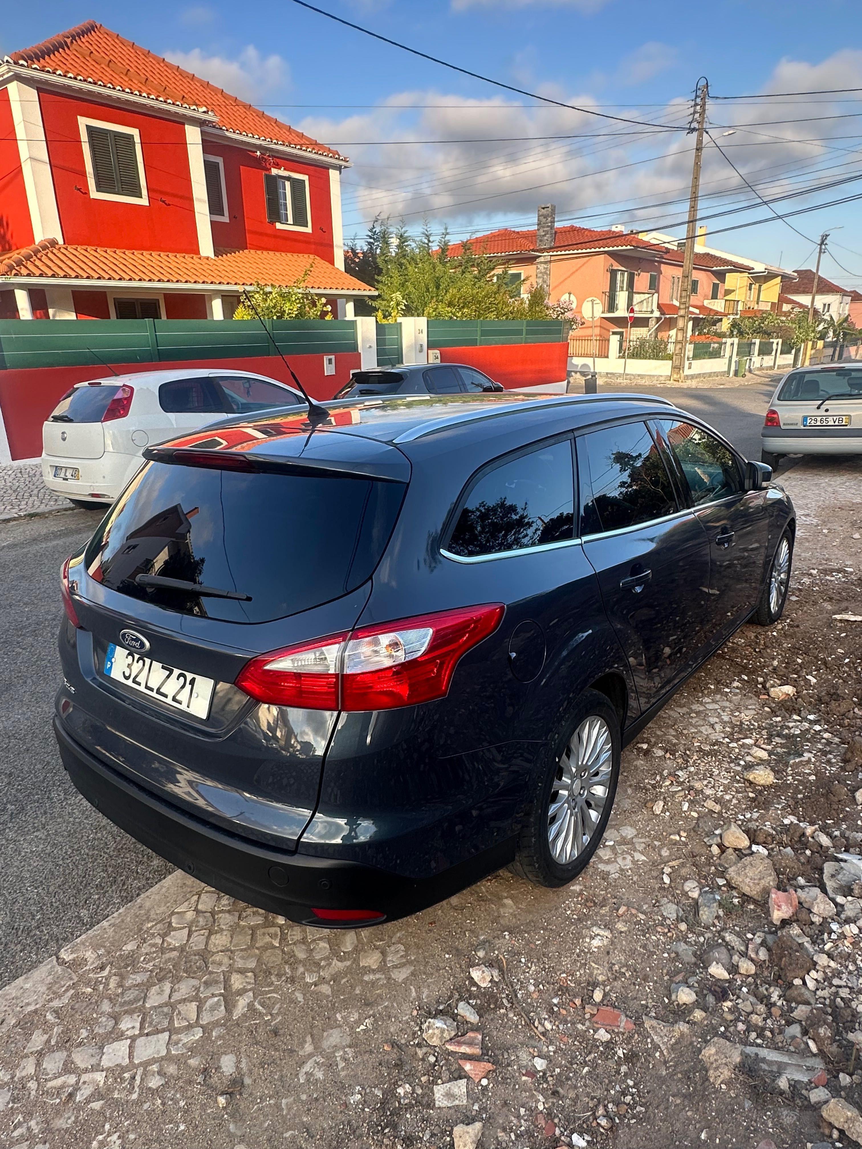 Vendo ou troco Ford Focus 1.6