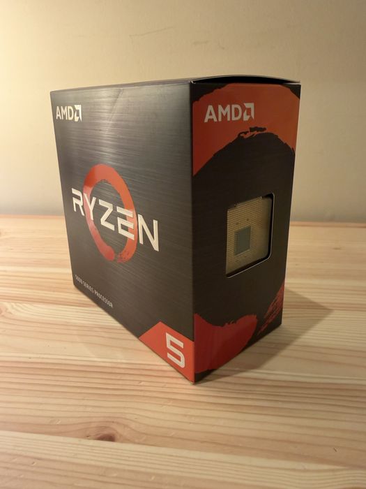 Processador AMD Ryzen 5 5600X (6 Core) - Impecável
