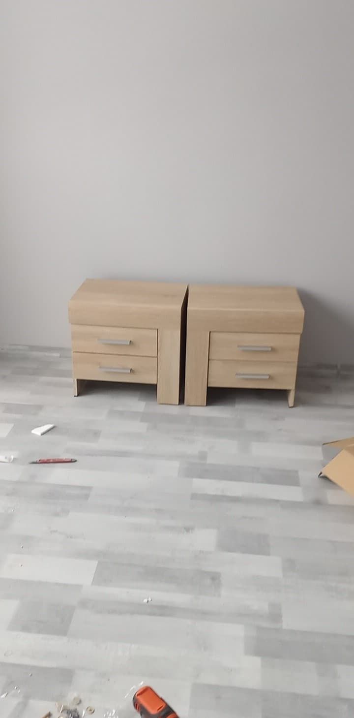 Monter mebli paczkowych