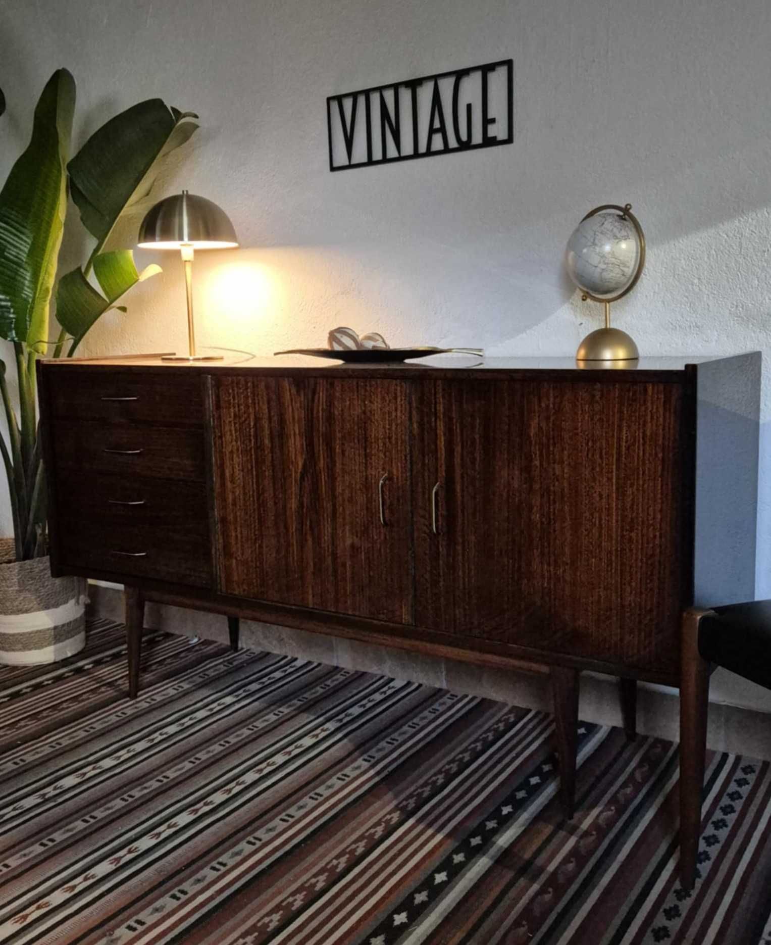 Aparador / Cômoda / Sideboard / Vintage / Olaio / Móvel / Louceiro
