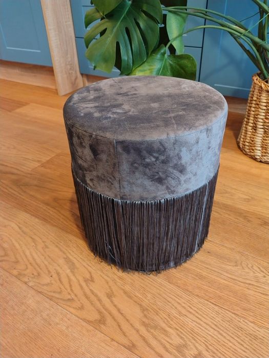 Pufa, podnóżek szary