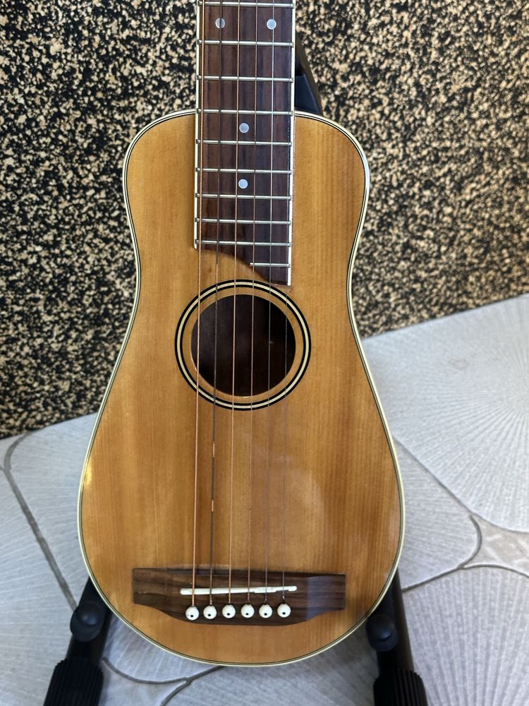 Guitarra de viagem Tenayo TTG1 - nova com saco incluído