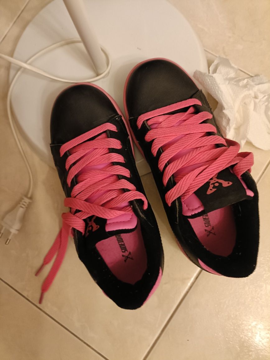 Sapatilhas com rodas