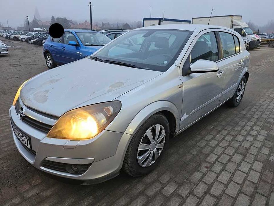 Opel Astra H 2004r/1.6 benzyna gaz/105KM/opony zimowe/atest2027/klima
