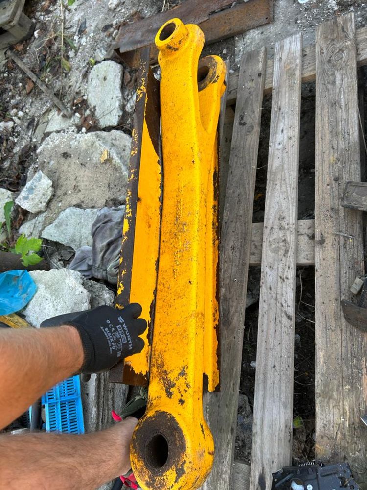 Kiwak Widelec Suport Kość JCB