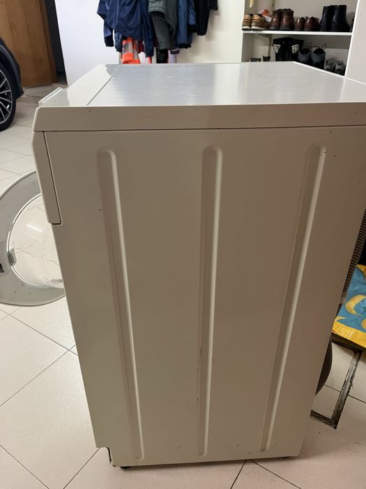 Maquina de lavar roupa