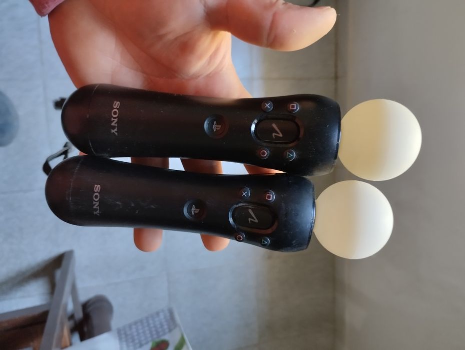 PlayStation 4 com comando move