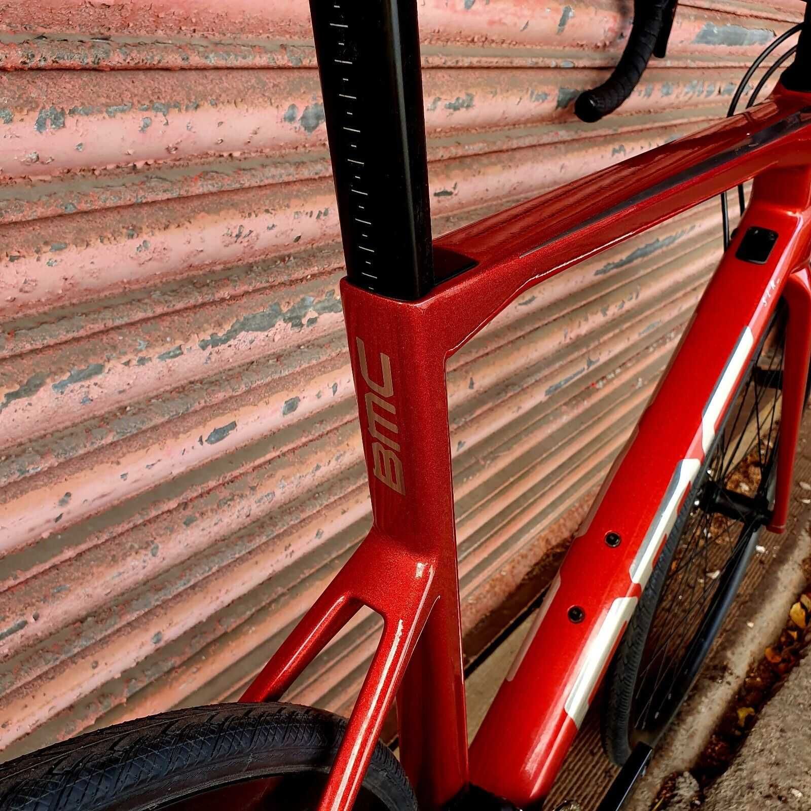 Bicicleta de Estrada BMC Teammachine SLR Rival AXS Carbon
