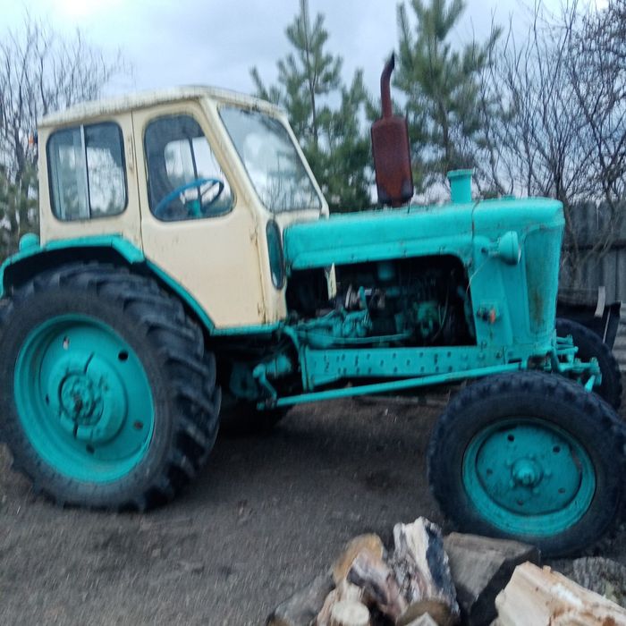 Продам трактор ЮМЗ 6