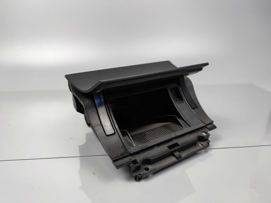 Бардачок пепельница Skoda Octavia A5 (2004-2009) 1Z1863077A 1Z1857962B