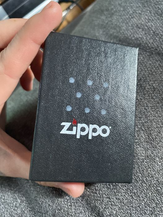 zapalniczka Zippo Street Chrome