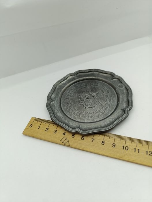 Оловянная тарелка на стену Германия