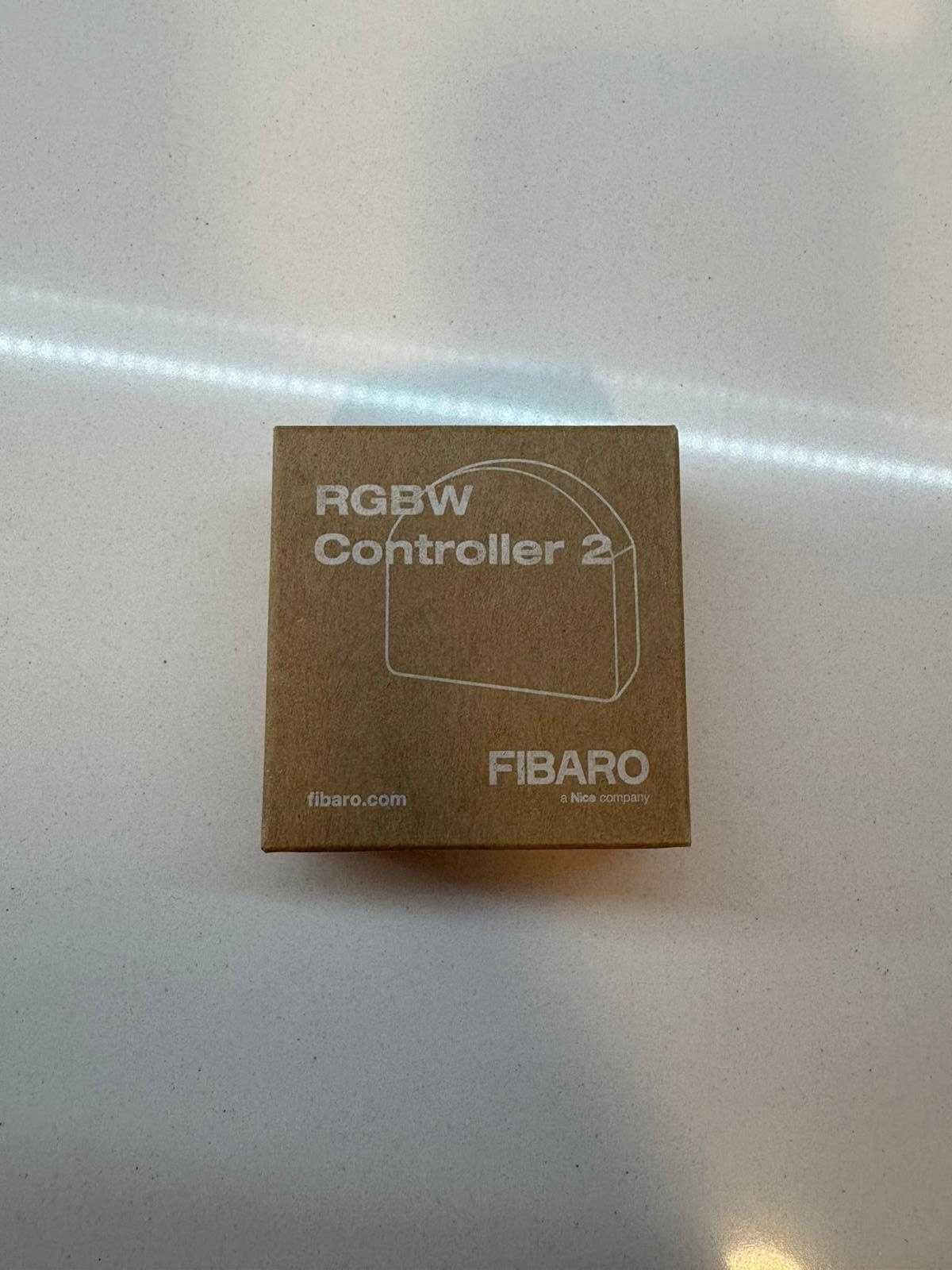 Interruptor Inteligente Fibaro RGBW Controller 2 (Z-Wave)
