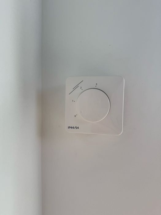 Продам вытяжку для помещения