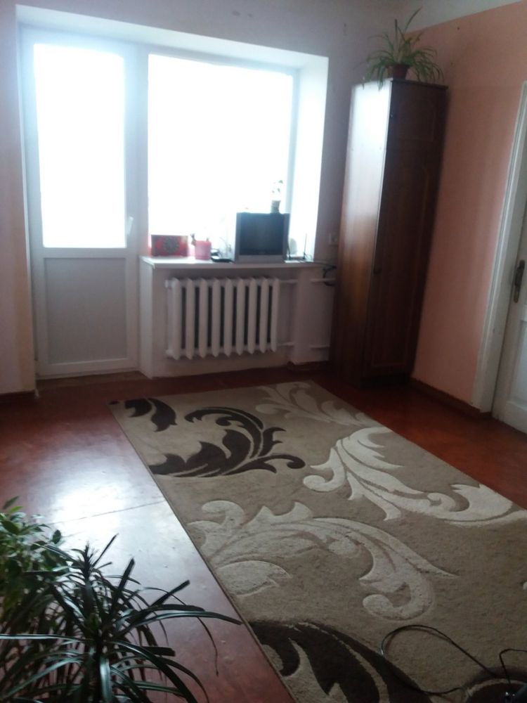Продам двокімнатну квартиру в центрі Кропивницького (Віктора Чміленка)