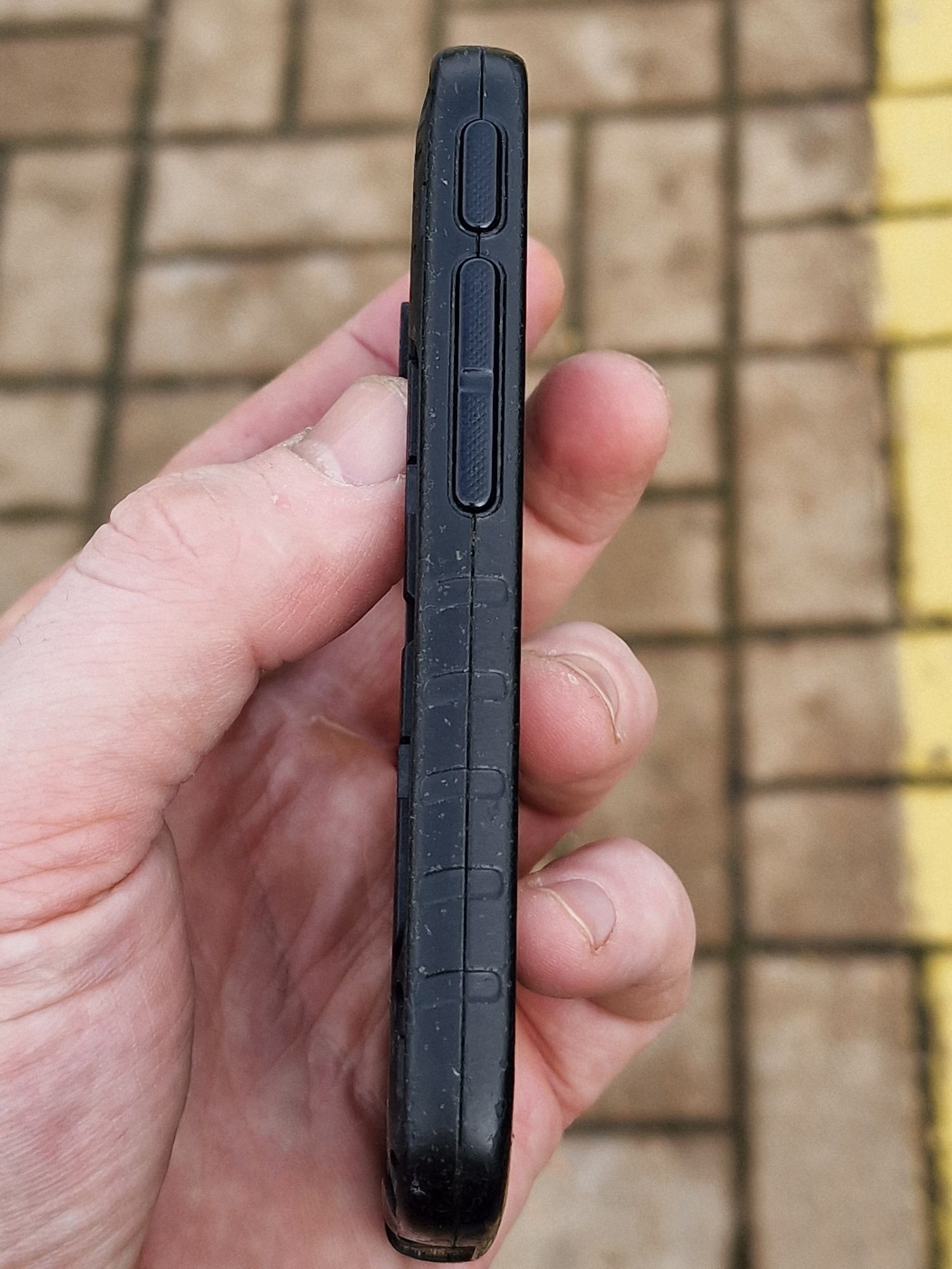 I547 4G LTE  противоударний