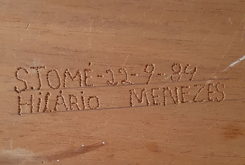 Quadros em madeira. Artesanato São Tomé e Principe