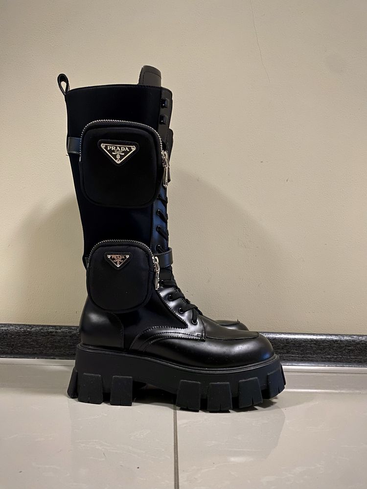 Чоботи Prada Monolith