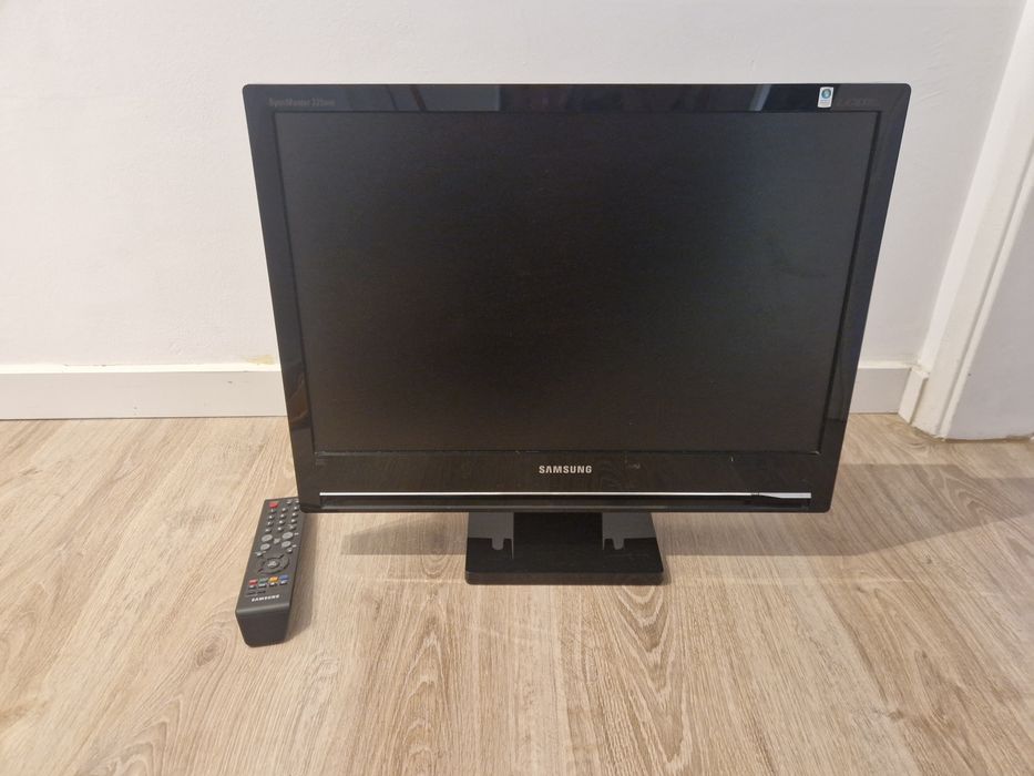 TV/Monitor Samsung Syncmaster 225mw