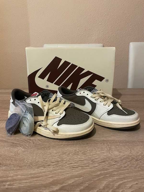 Jordan 1 Retro Low OG SP Travis Scott Reverse Mocha R.41