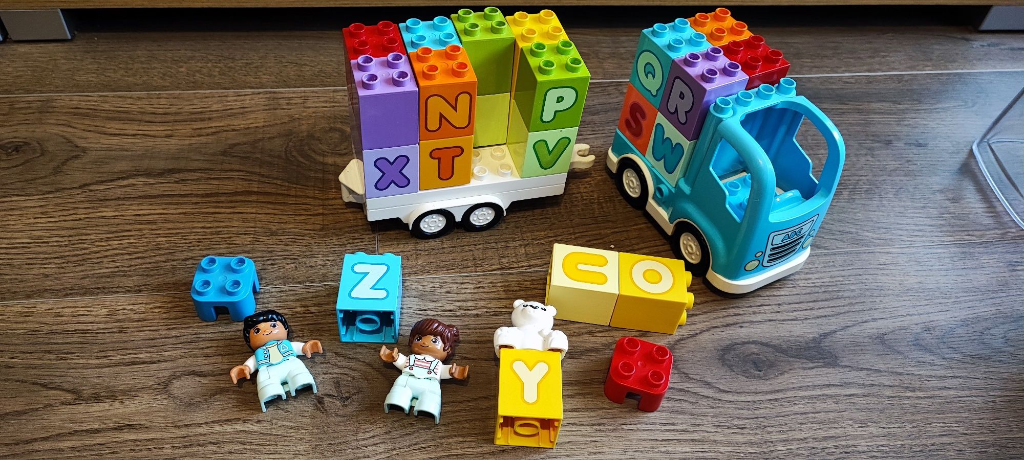 LEGO Duplo 10915 klocki ciężarówka z literkami