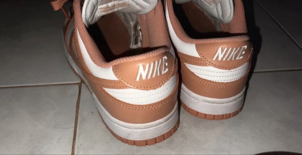 Nike Dunk Low Women's