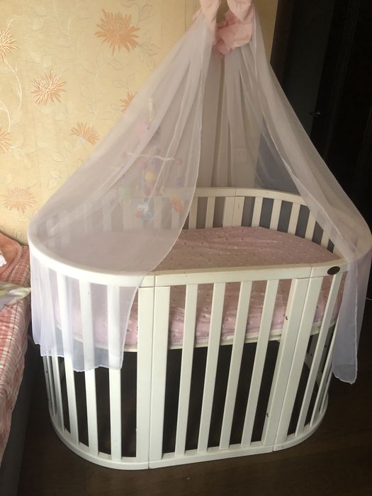 Продам дитячу кроватку маятник Angelo 7в1