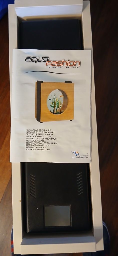 Aquário Completo com alimentador automático e filtro