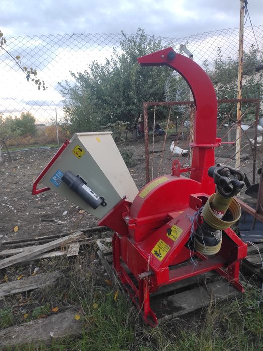 Щепоріз, подрібнювач гілок ARPAL МК - 120 ТР
МК-120ТР