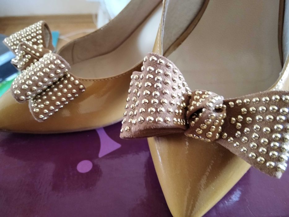 Туфли женские лакированная кожа, 38 размер