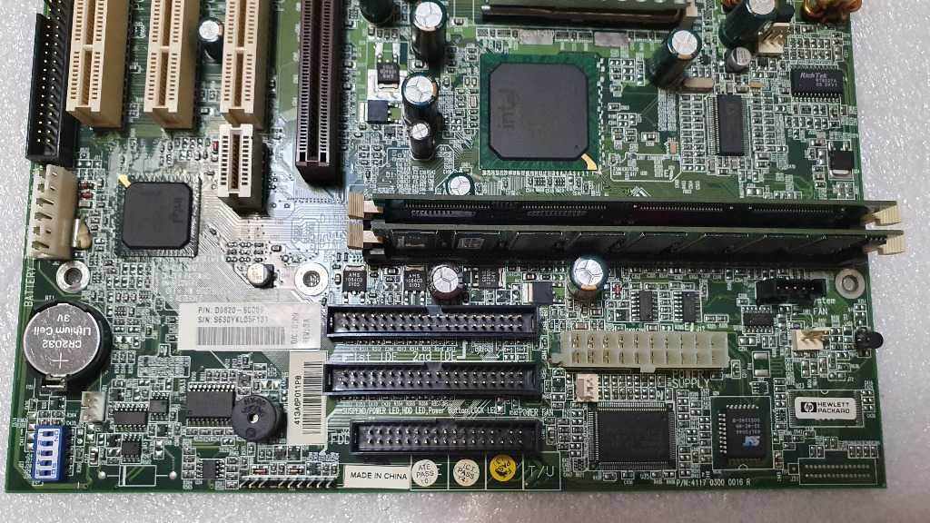 Płyta główna HP D9820 s.370 SDRAM AGP PCI VECTRA VL400 retro stan BDB