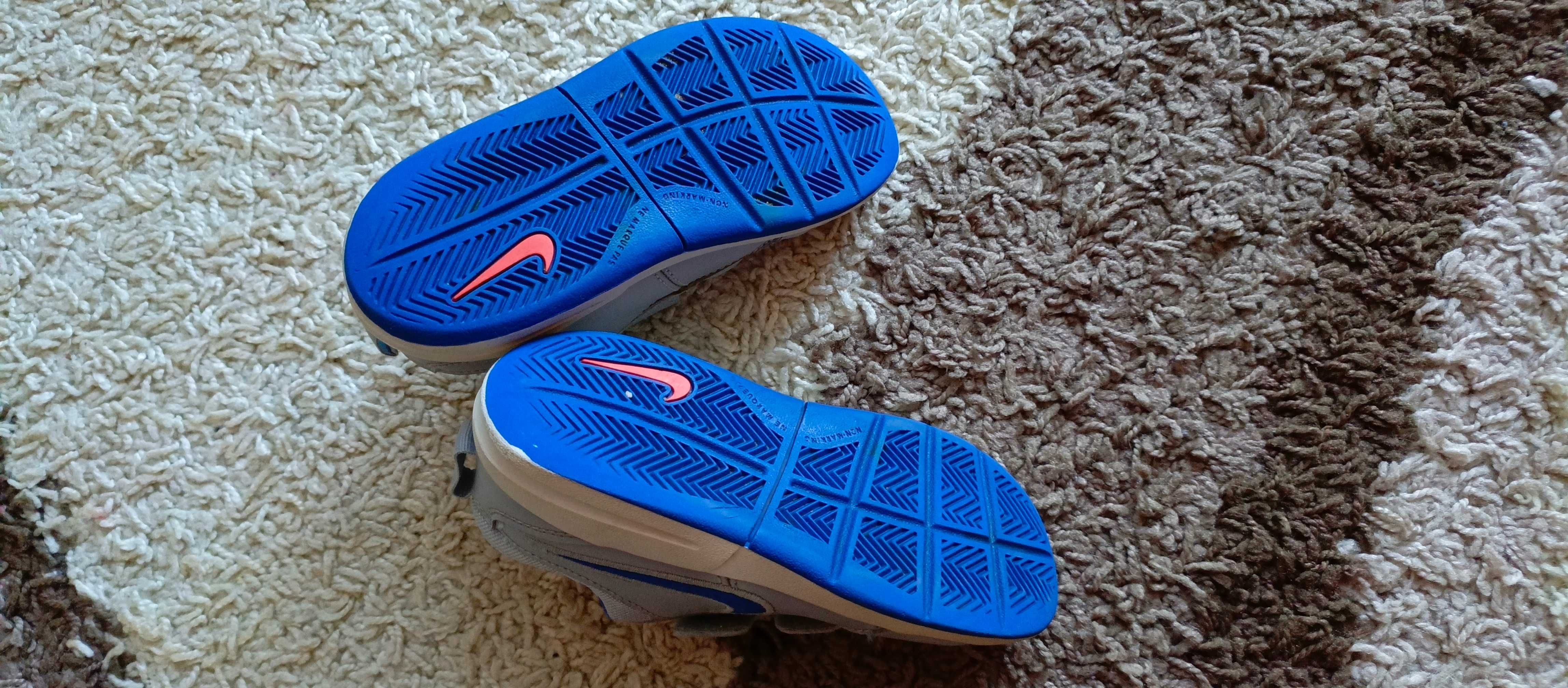 Buty sportowe przejściowe NIKE chłopiec/dziewczynka rozmiar 28