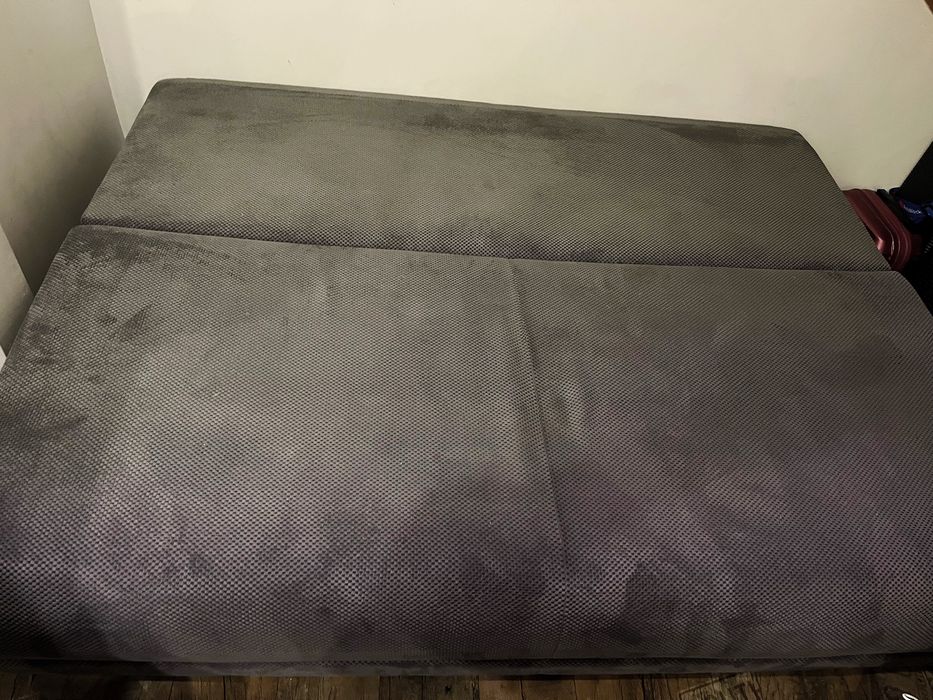 Kanapa rozkładana szara