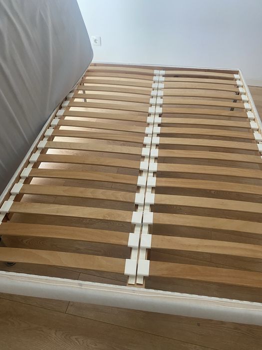 Estrado cama + colchao