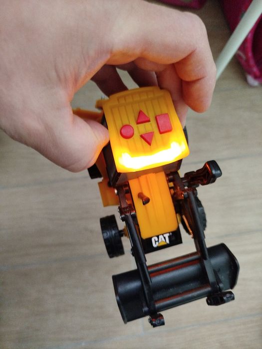 Екскаватор Cat дитячий+ трактор в подарунок