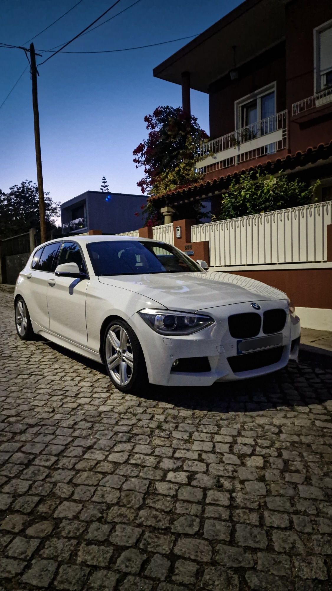 BMW 118D pack M original  180cv todos extras.
