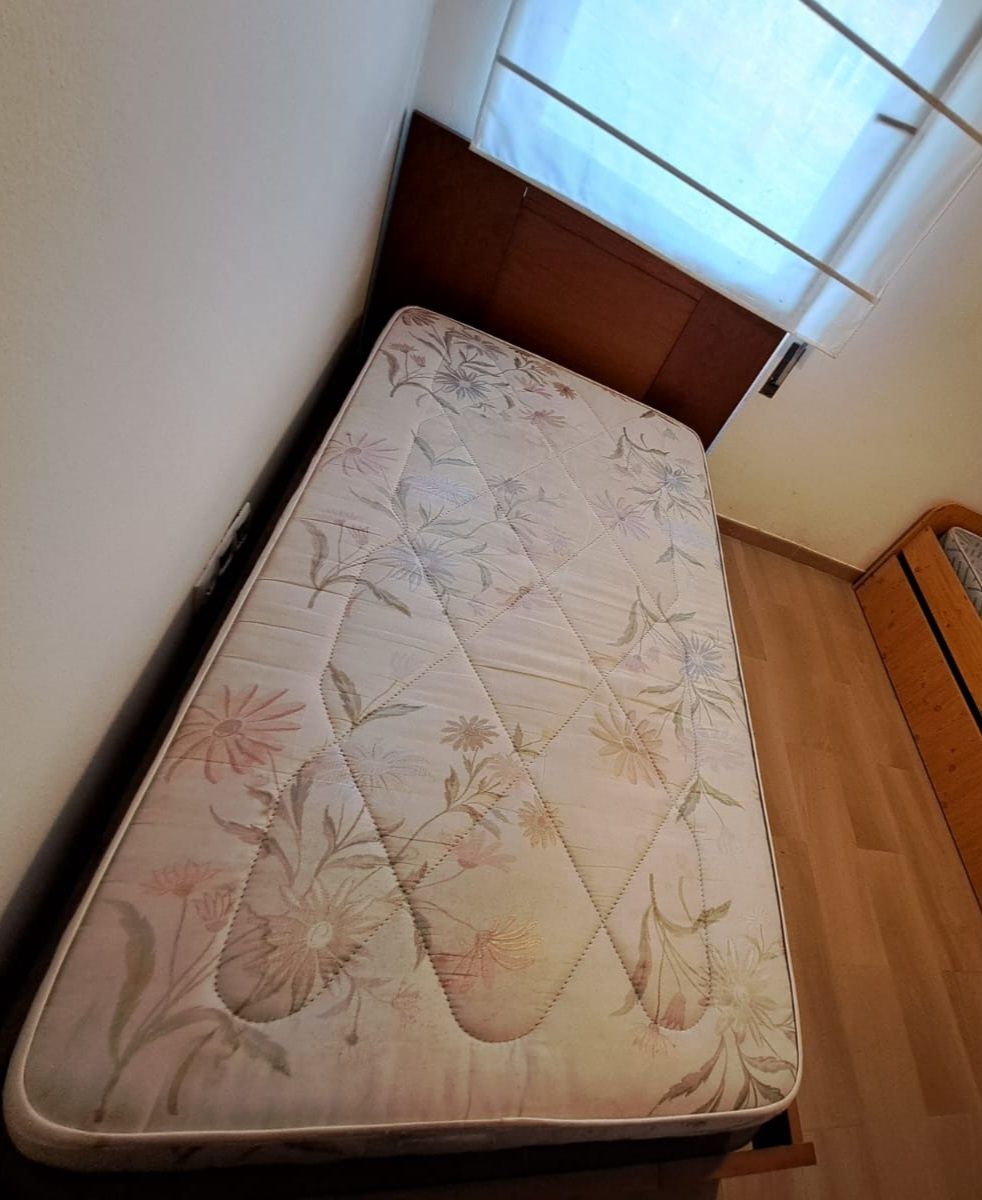cama de solteiro