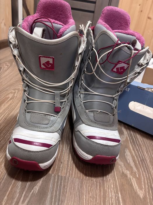 Сноубордичні черевики Burton Emerald 39 розмір