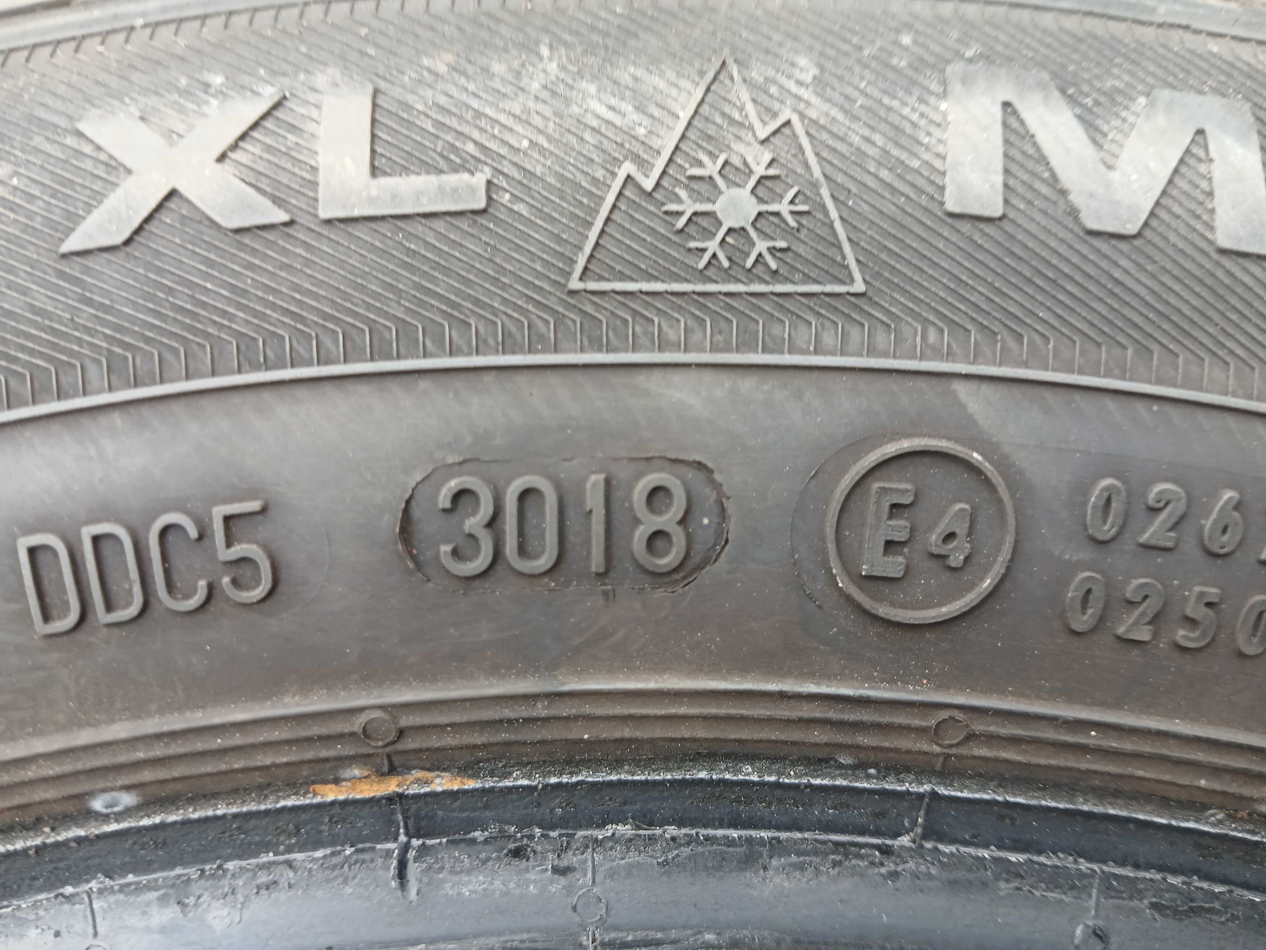 205/55/16 UNIROYAL MS Plus 77 bieżnik 6mm 18 rok F-VAT