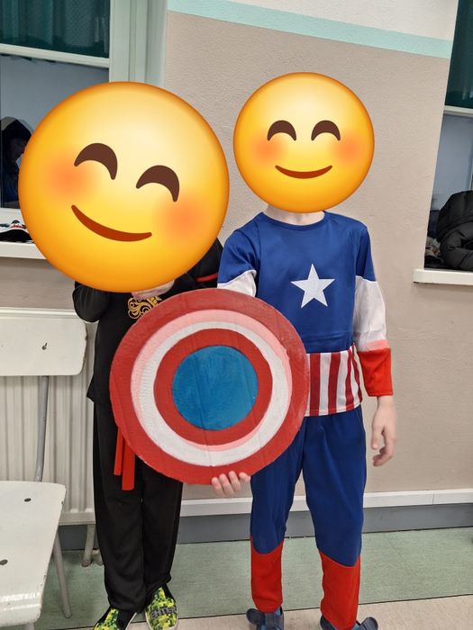 Strój przebranie Avengers Kapitan Ameryka 122/128