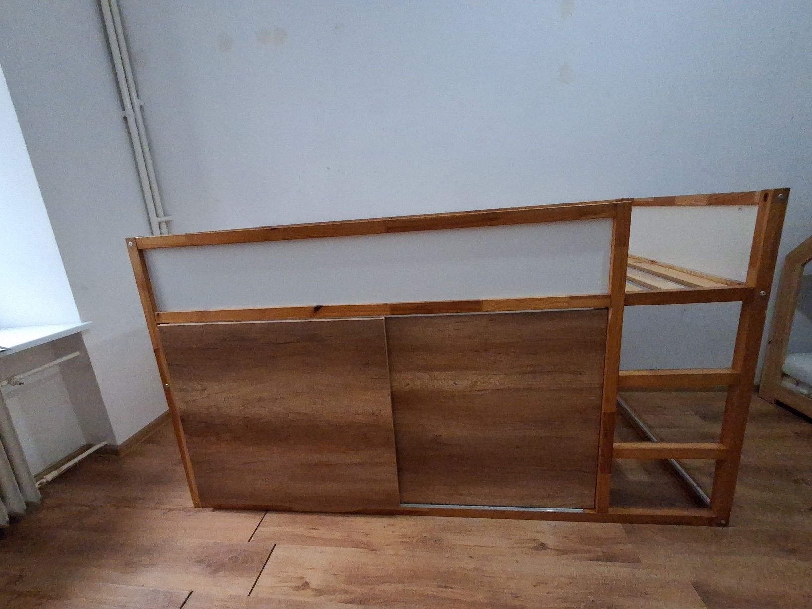 Łóżko Ikea Kura 2w1 dodatkowo przesuwane drzwiczki
