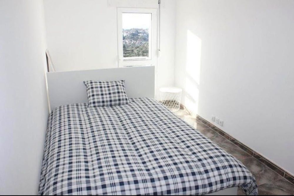 Quarto 1a Pessoa Agualva cacém