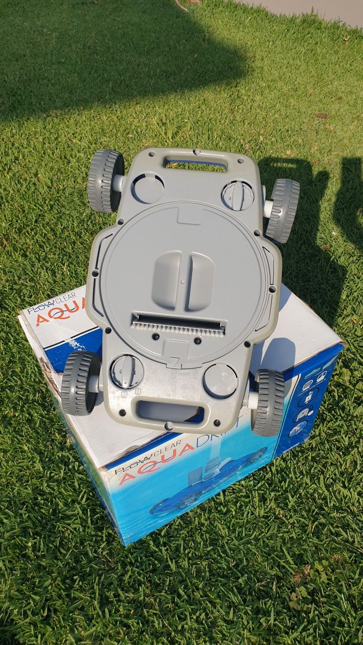 Limpa-fundos Automático para Piscinas Flowclear AquaDrift
