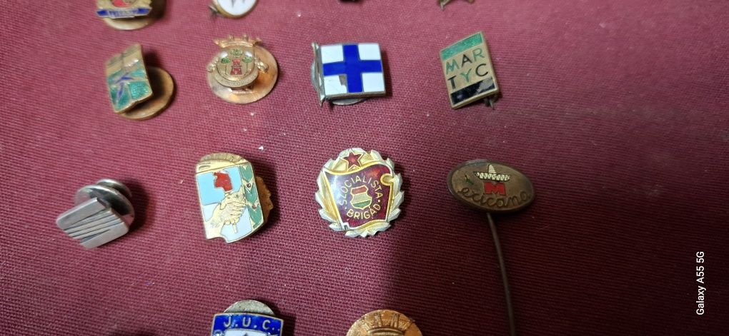 Lote de vários pin's
