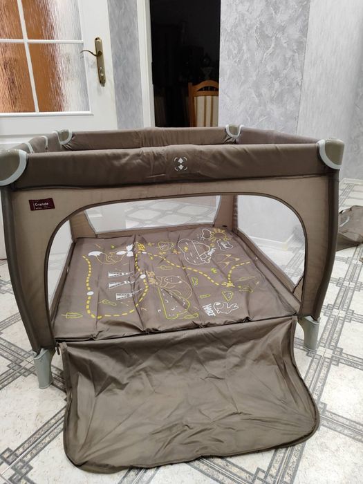 Манеж Carello Grande Chocolate Brown