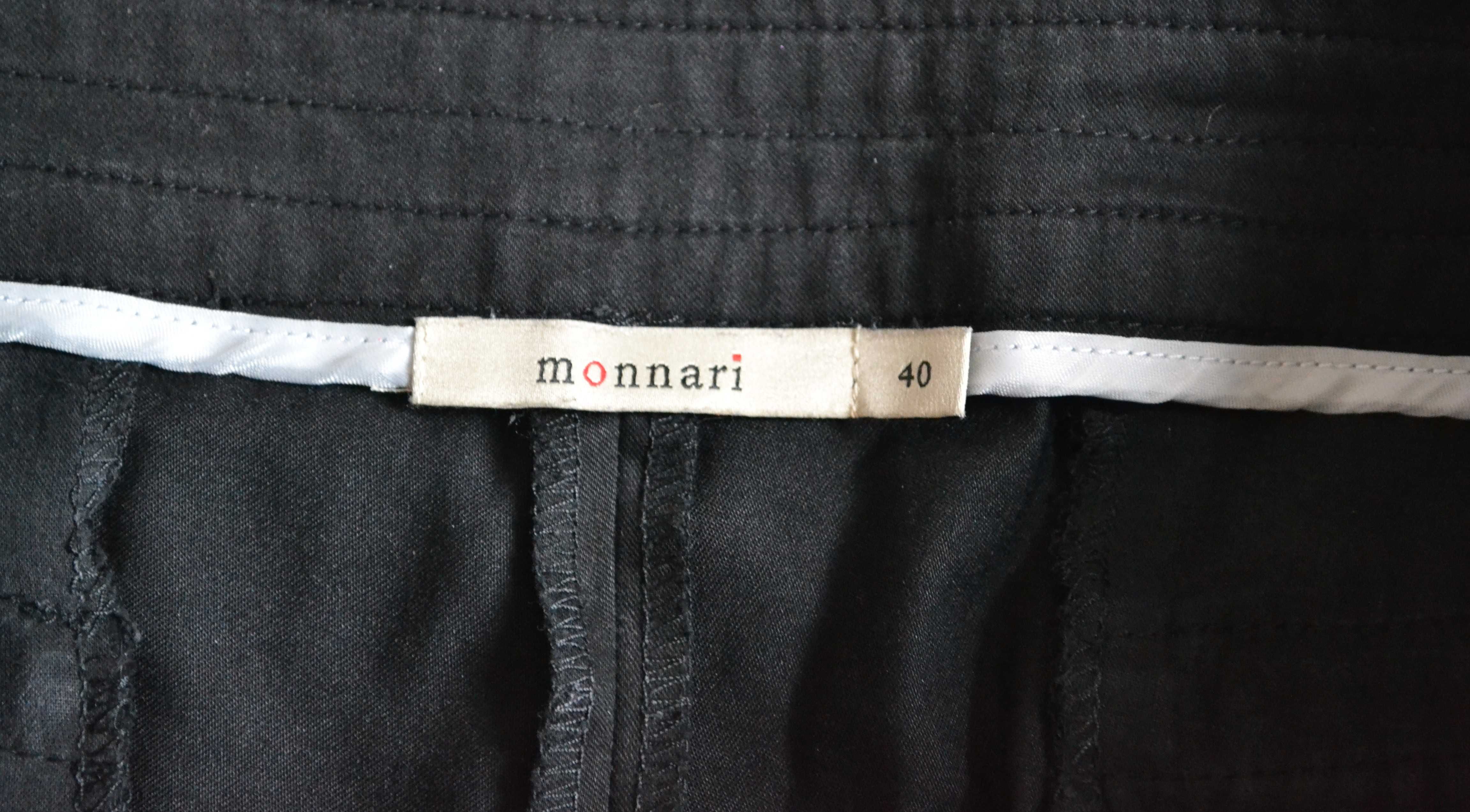 Świetne czarne damskie spodnie marki Monnari / rozmiar 40