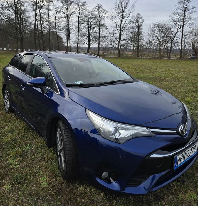 Toyota Avensis Toyota Avensis 2.0 Premium MS - serwisowany wyłącznie w salonie Toyota