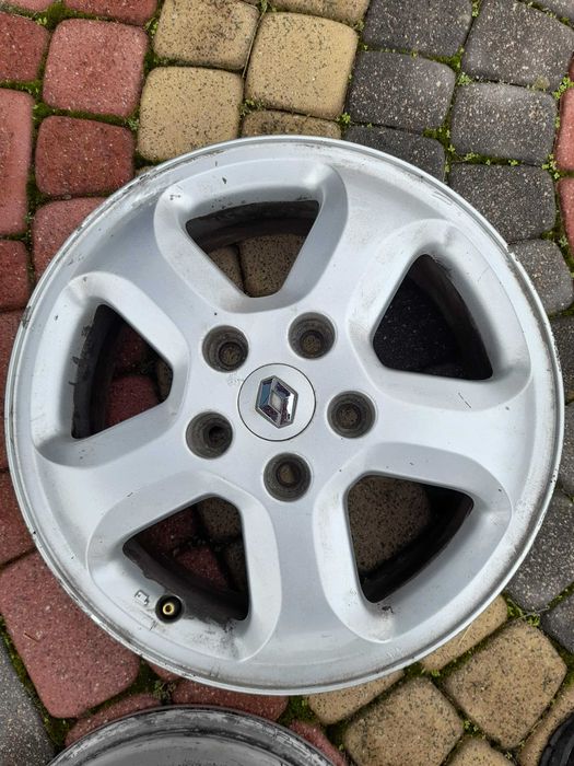 Felgi Aluminiowe Renault trafic 16* 5x118 Nissan Primastar Opel vivaro