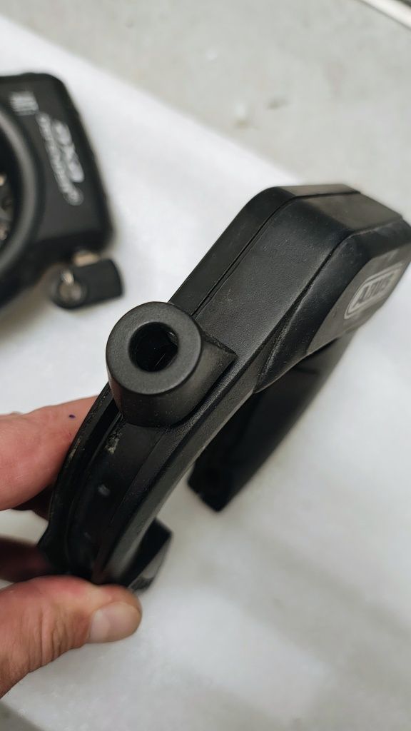 Zapięcie kłódka AXA DEFENDER protagtor Abus