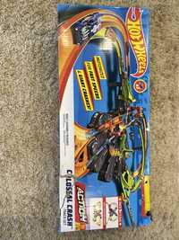 Трек HOT WHEELS colossal crash track